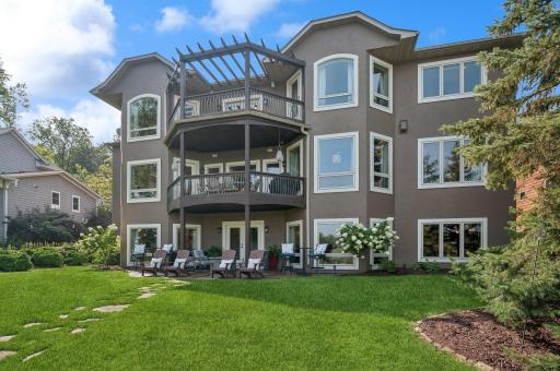 60 Crabapple Lane, Excelsior, MN 55331