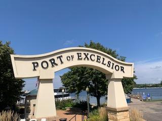 Close to Downtown Excelsior