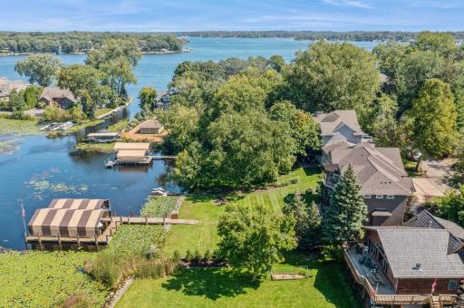 60 Crabapple Lane, Excelsior, MN 55331