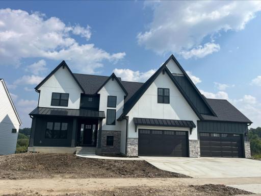 16725 46th Avenue N, Minneapolis, MN 55446
