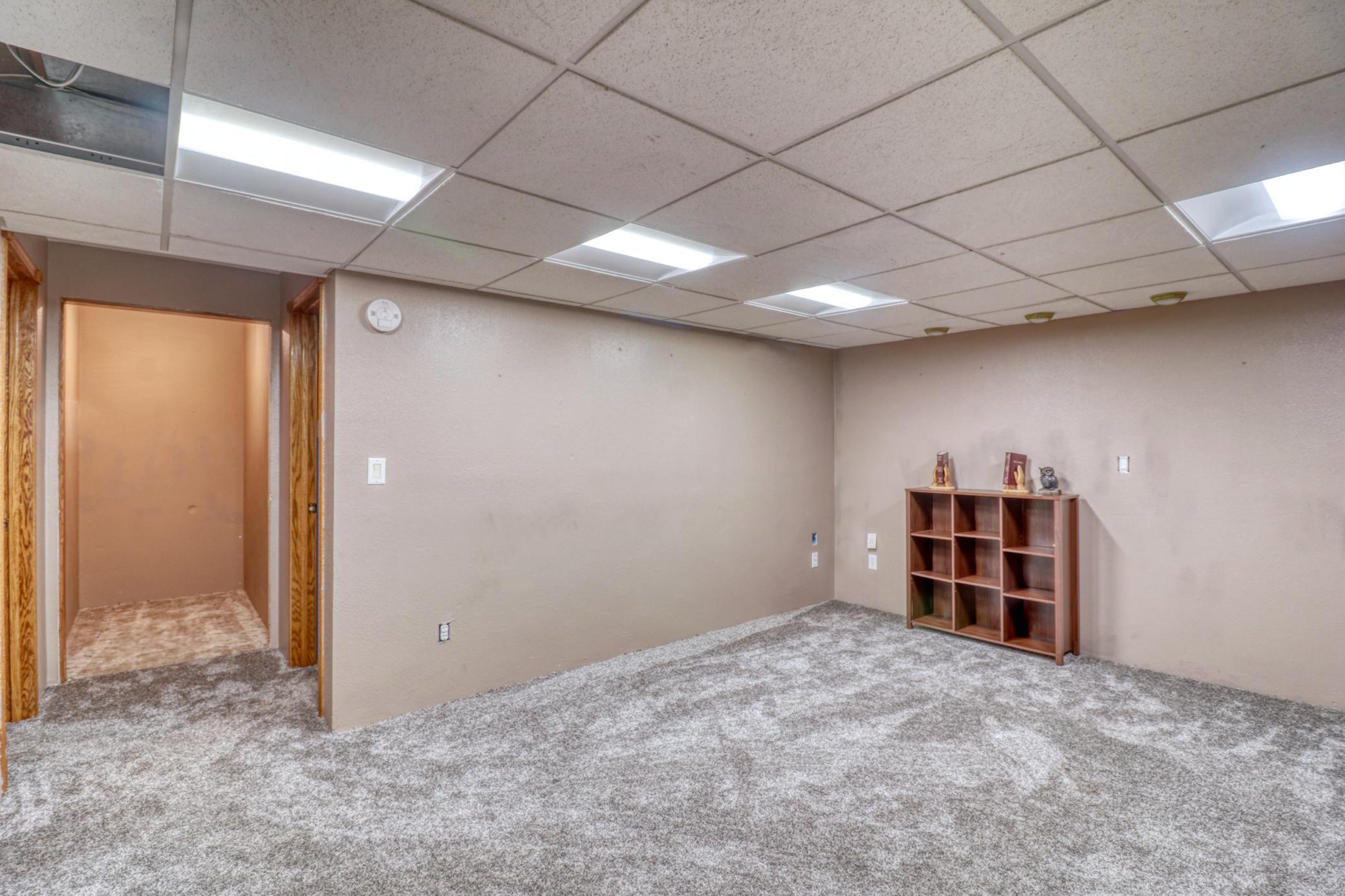 Basement1_2.jpg