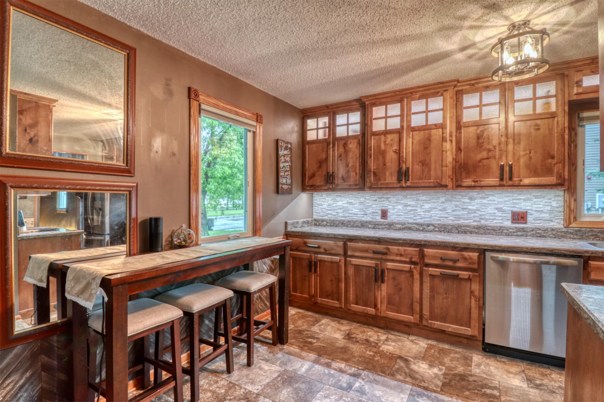 Kitchen1_3.jpg