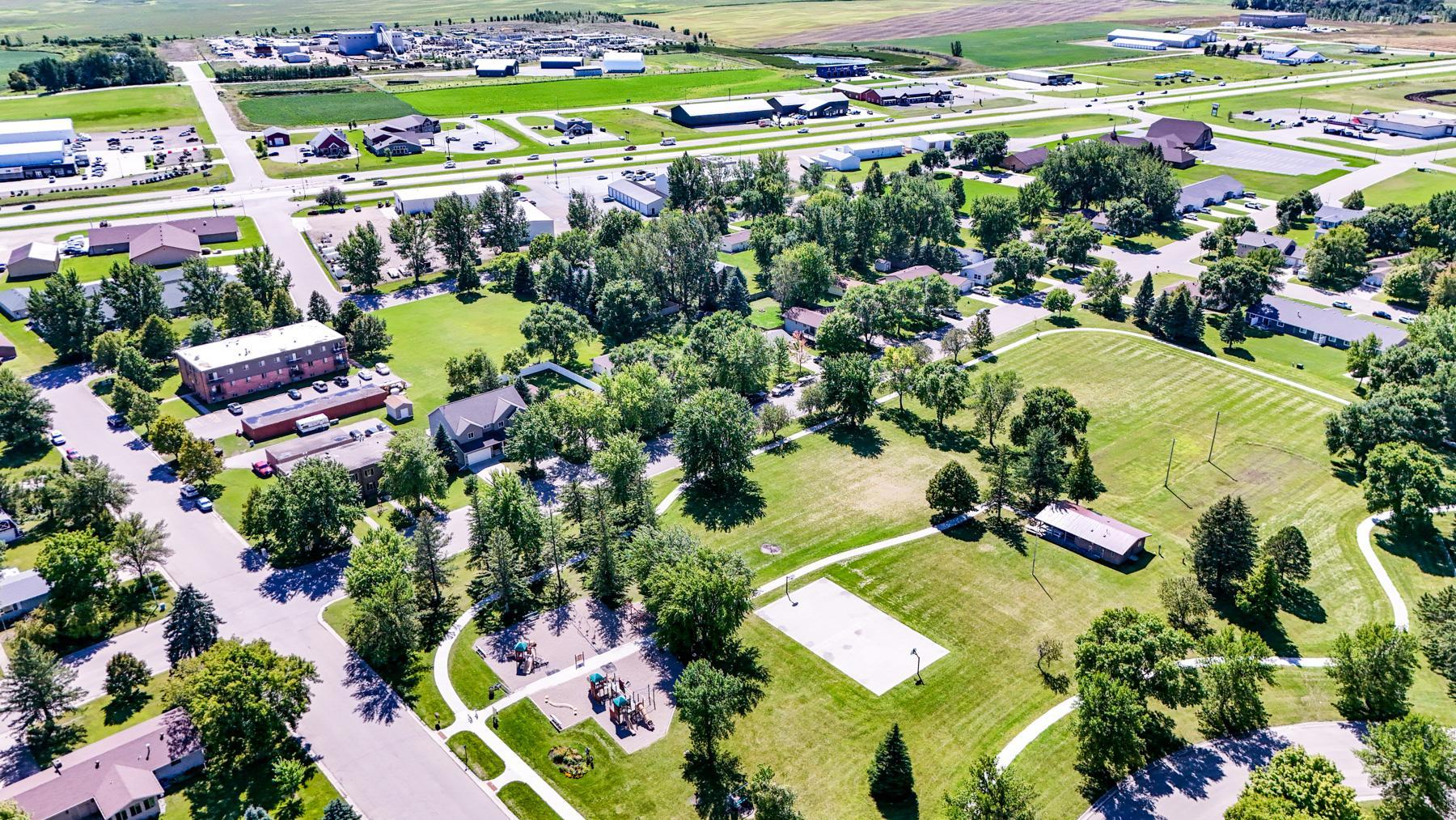 Hawley-1.jpg