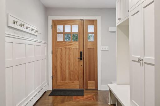 2053 Upper Saint Dennis Road, Saint Paul, MN 55116