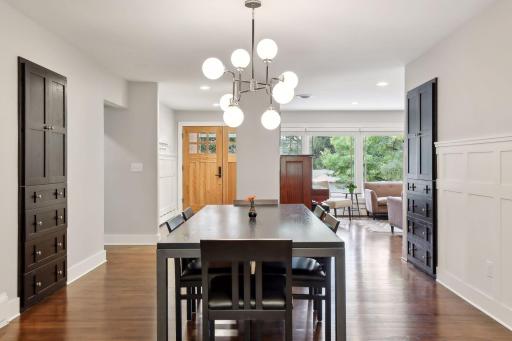 2053 Upper Saint Dennis Road, Saint Paul, MN 55116