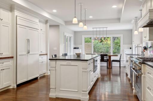 2053 Upper Saint Dennis Road, Saint Paul, MN 55116