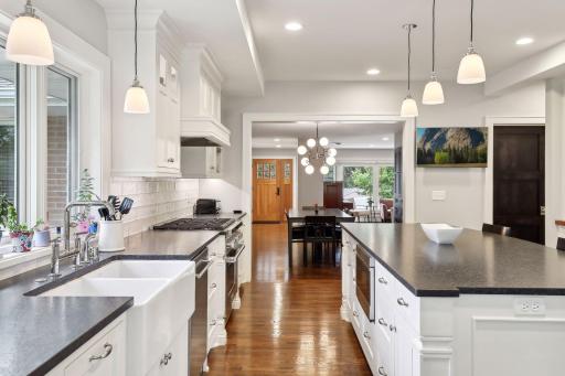 2053 Upper Saint Dennis Road, Saint Paul, MN 55116