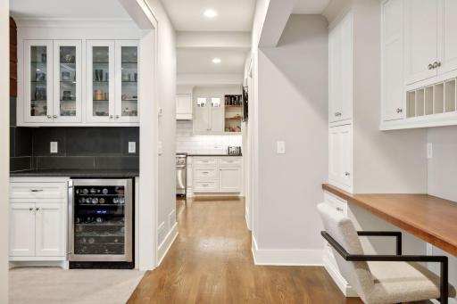 2053 Upper Saint Dennis Road, Saint Paul, MN 55116