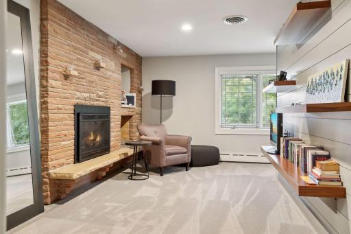 2053 Upper Saint Dennis Road, Saint Paul, MN 55116