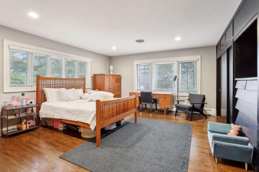 2053 Upper Saint Dennis Road, Saint Paul, MN 55116
