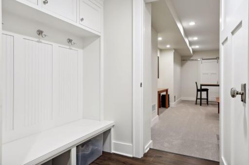 2053 Upper Saint Dennis Road, Saint Paul, MN 55116