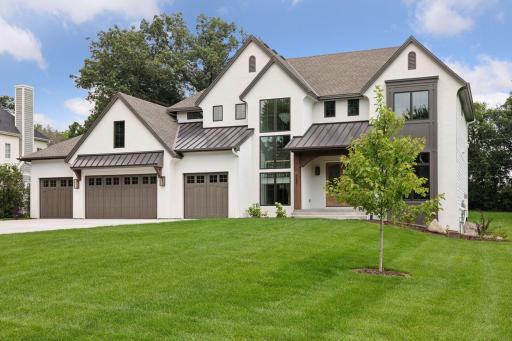 720 Lanewood Lane N, Plymouth, MN 55447