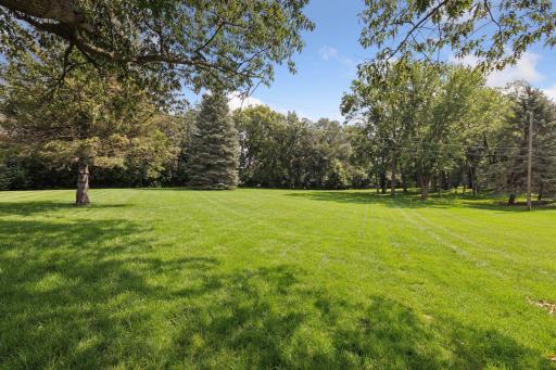 720 Lanewood Lane N, Plymouth, MN 55447