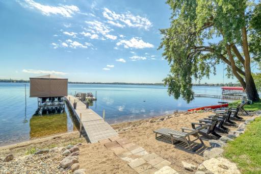 1020 W Lake Drive, Detroit Lakes, MN 56501
