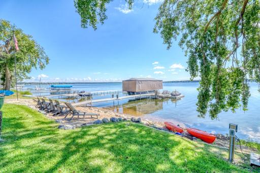 1020 W Lake Drive, Detroit Lakes, MN 56501