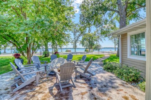 1020 W Lake Drive, Detroit Lakes, MN 56501