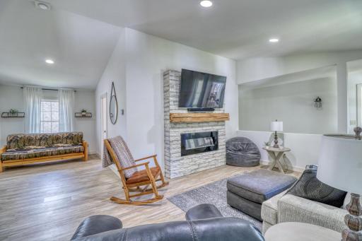 1020 W Lake Drive, Detroit Lakes, MN 56501