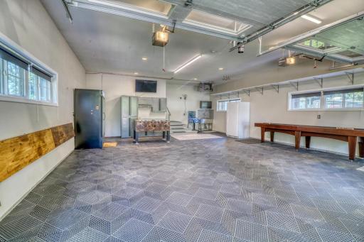 1020 W Lake Drive, Detroit Lakes, MN 56501