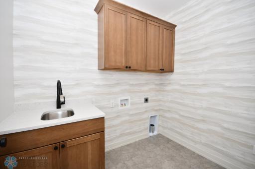 6288 Cattail Cove S, Fargo, ND 58104