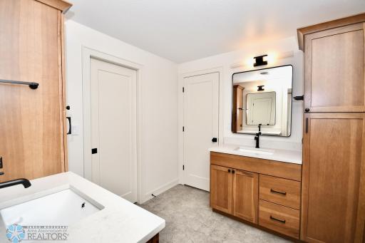 6288 Cattail Cove S, Fargo, ND 58104