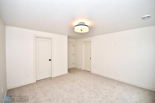 6288 Cattail Cove S, Fargo, ND 58104