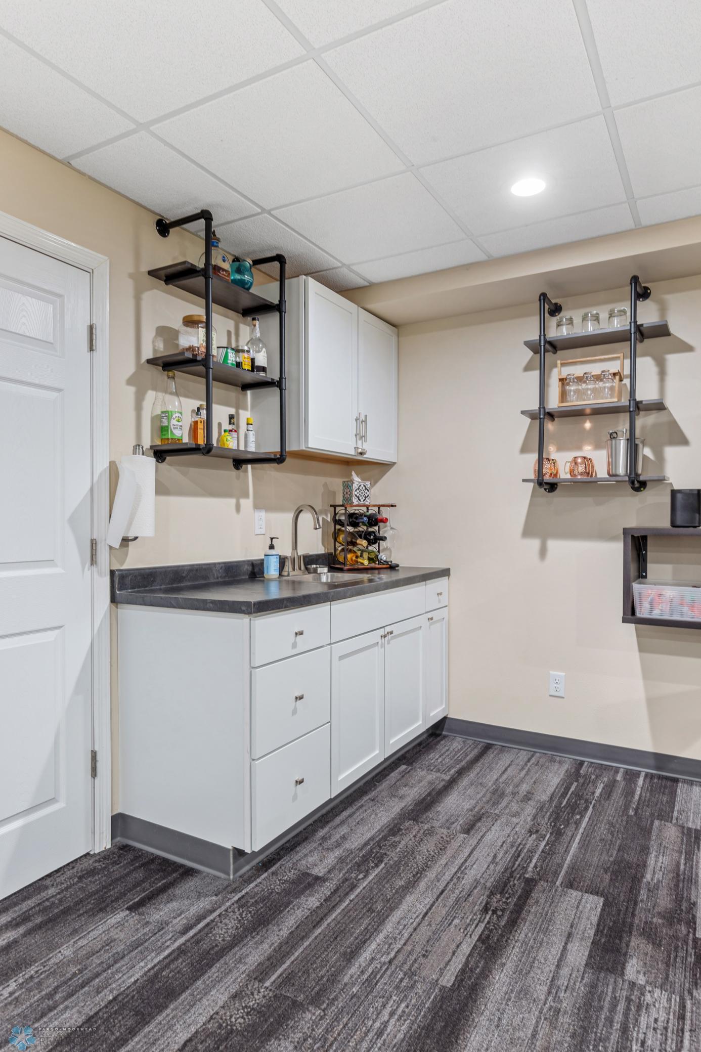 Out Building - Kitchenette