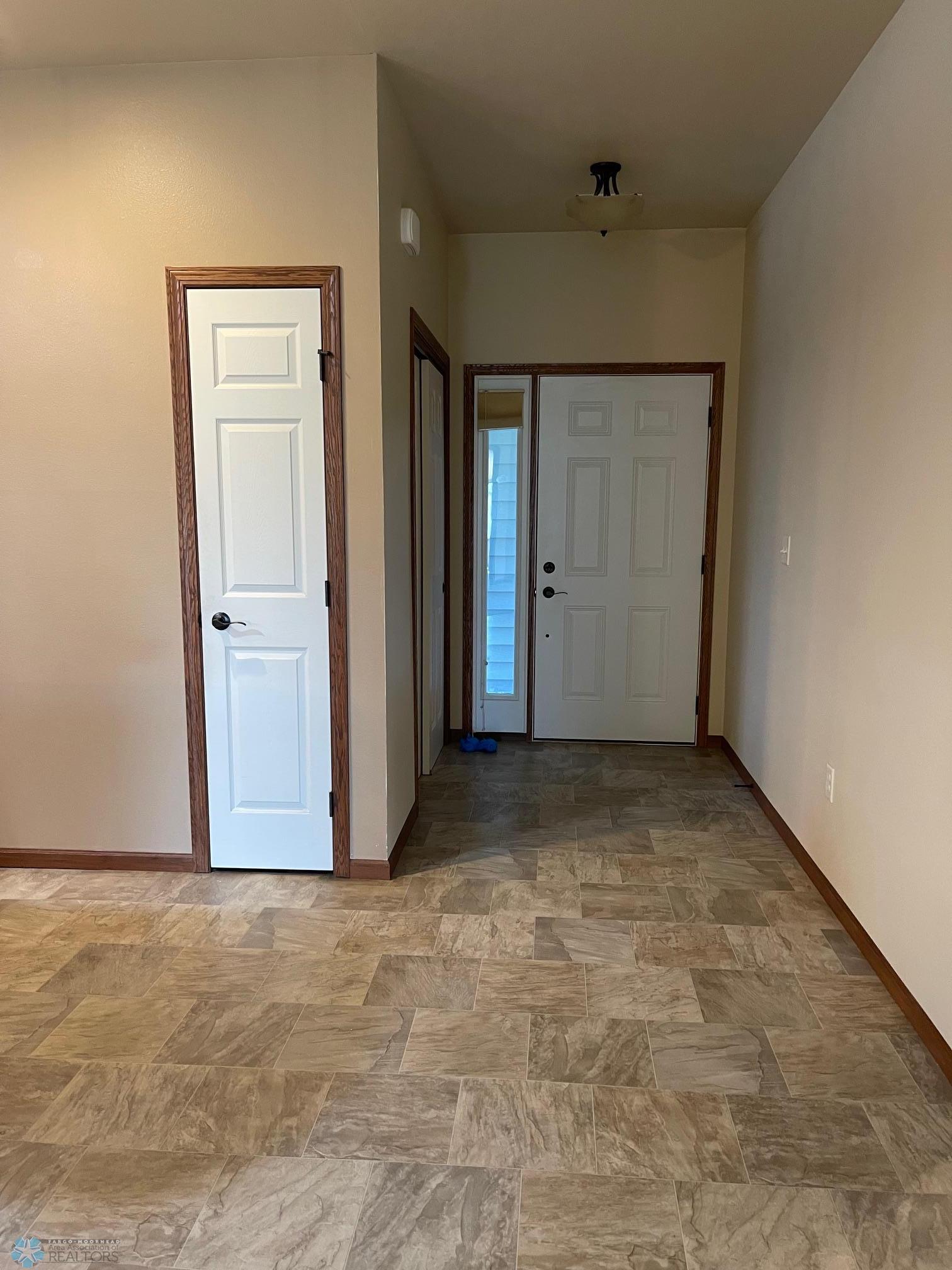 Front door / Foyer