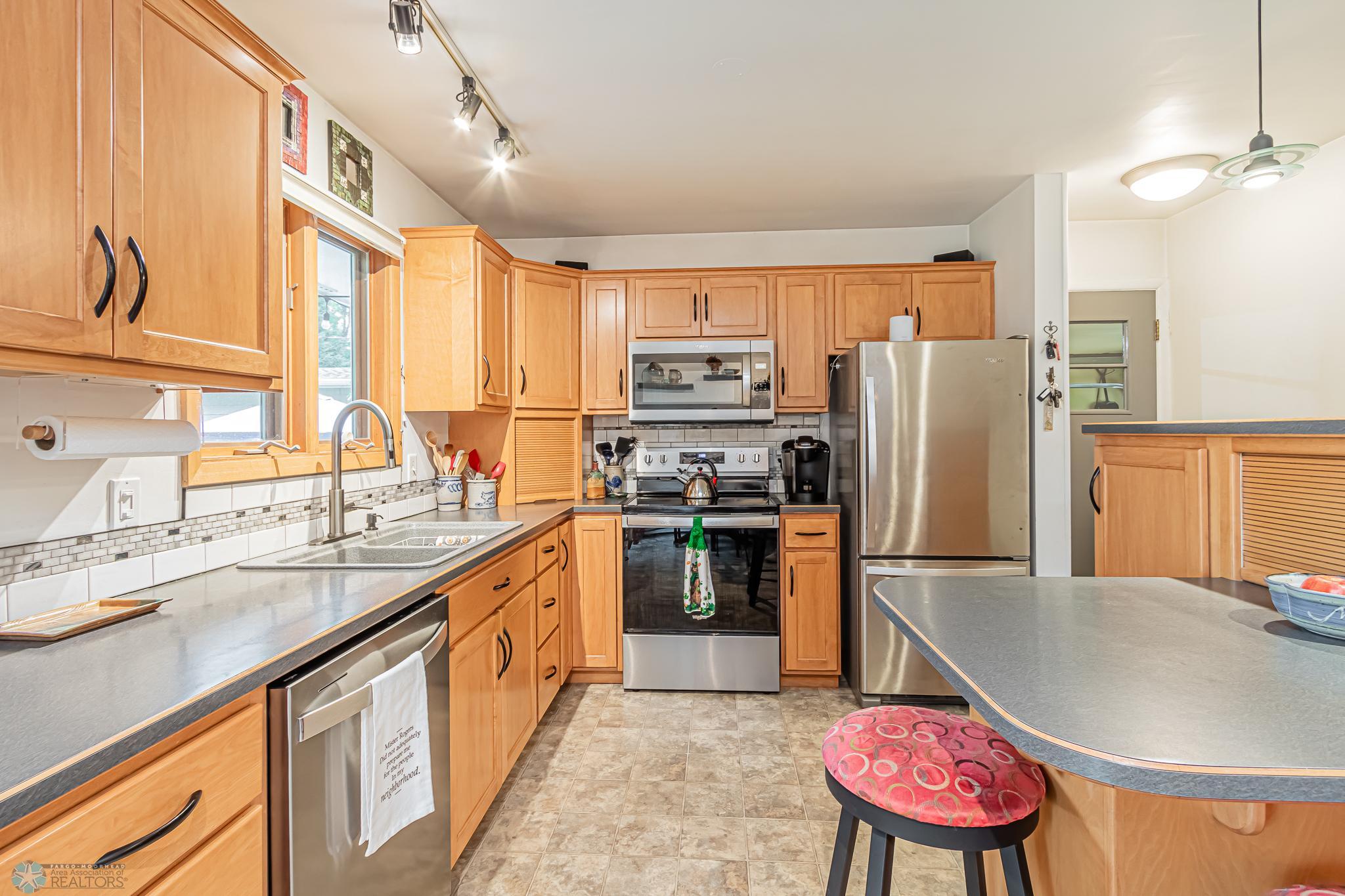 Updated Kitchen - New stainless steel appliances
