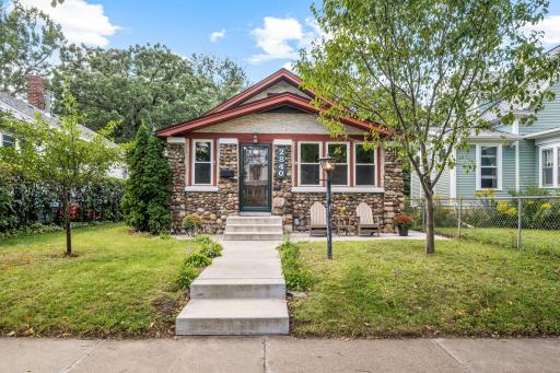 2840 40th Avenue S, Minneapolis, MN 55406