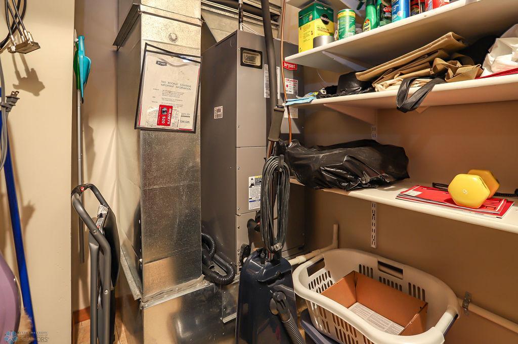 Utility room/coat closet