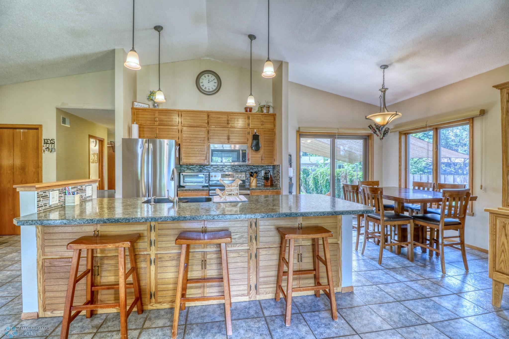 Kitchen1_1.jpg