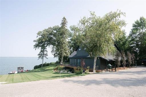 341 Lake Avenue S, Spicer, MN 56288