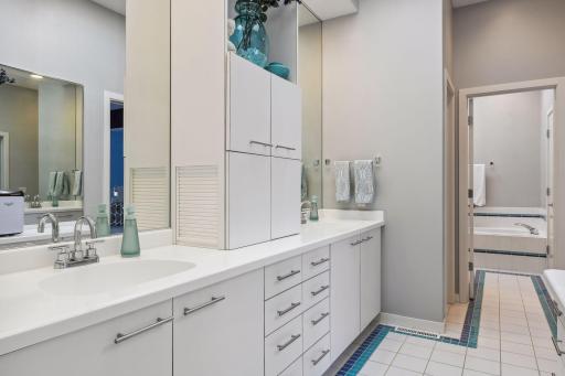10860 Purdey Road, Eden Prairie, MN 55347