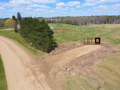 LOT B, DRIVEWAY AND VIEW TO NO NAME LAKE.jpg