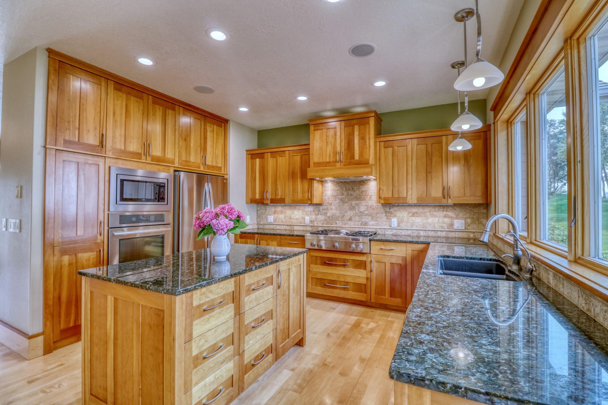 Kitchen1_4.jpg