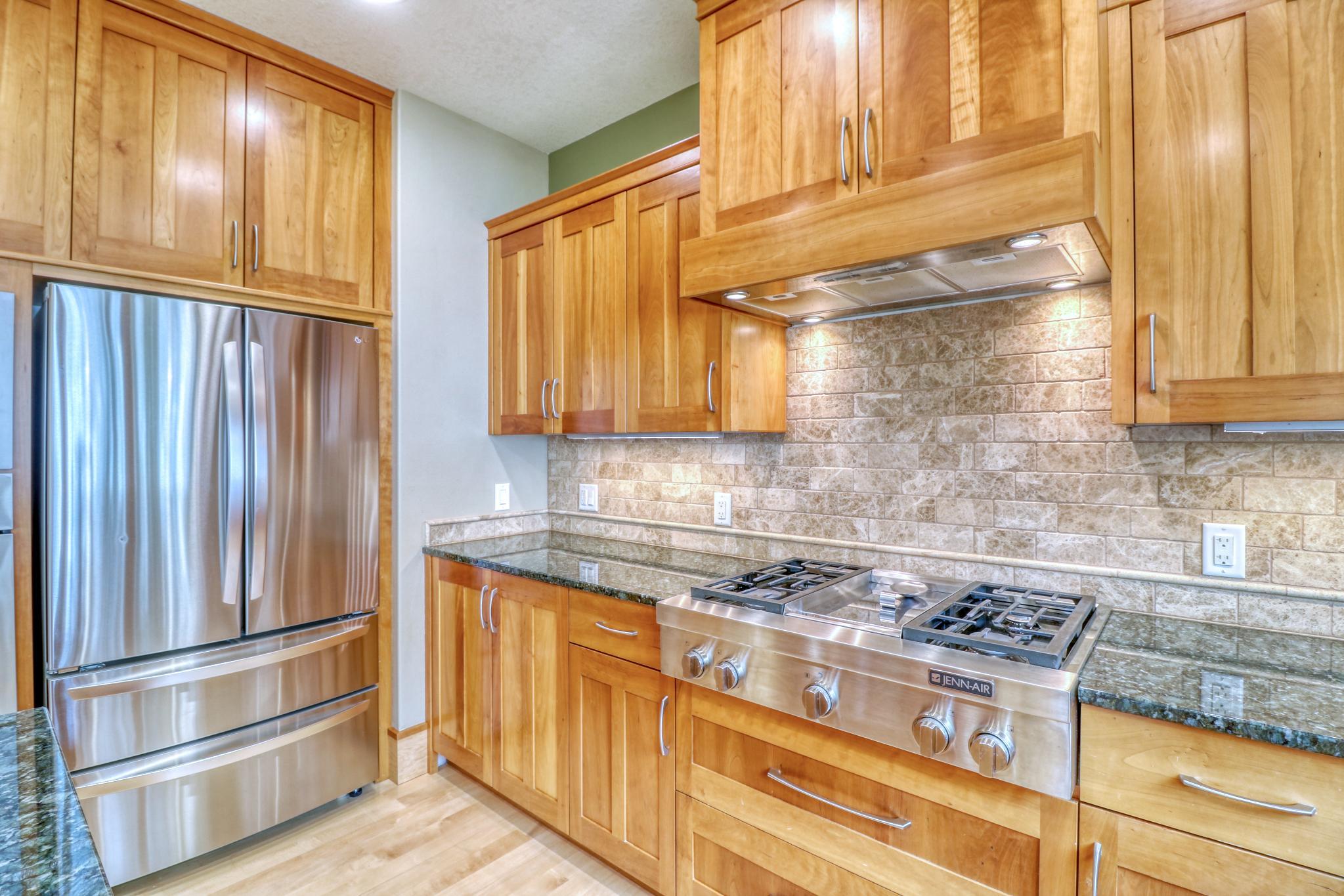Kitchen1_6.jpg
