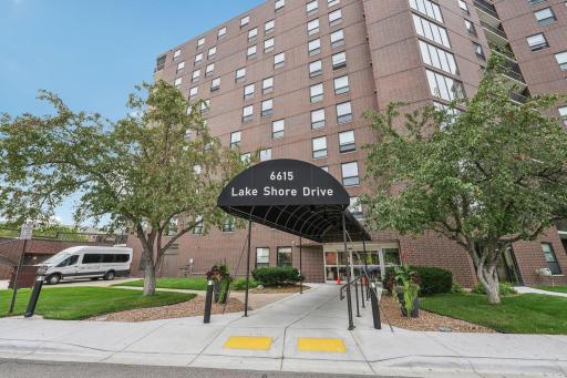 Photo for 6615 Lake Shore Drive S, 816, Minneapolis, MN 55423 - listing #6593760 6615 Lake Shore Drive S, 816, Minneapolis, MN 55423
