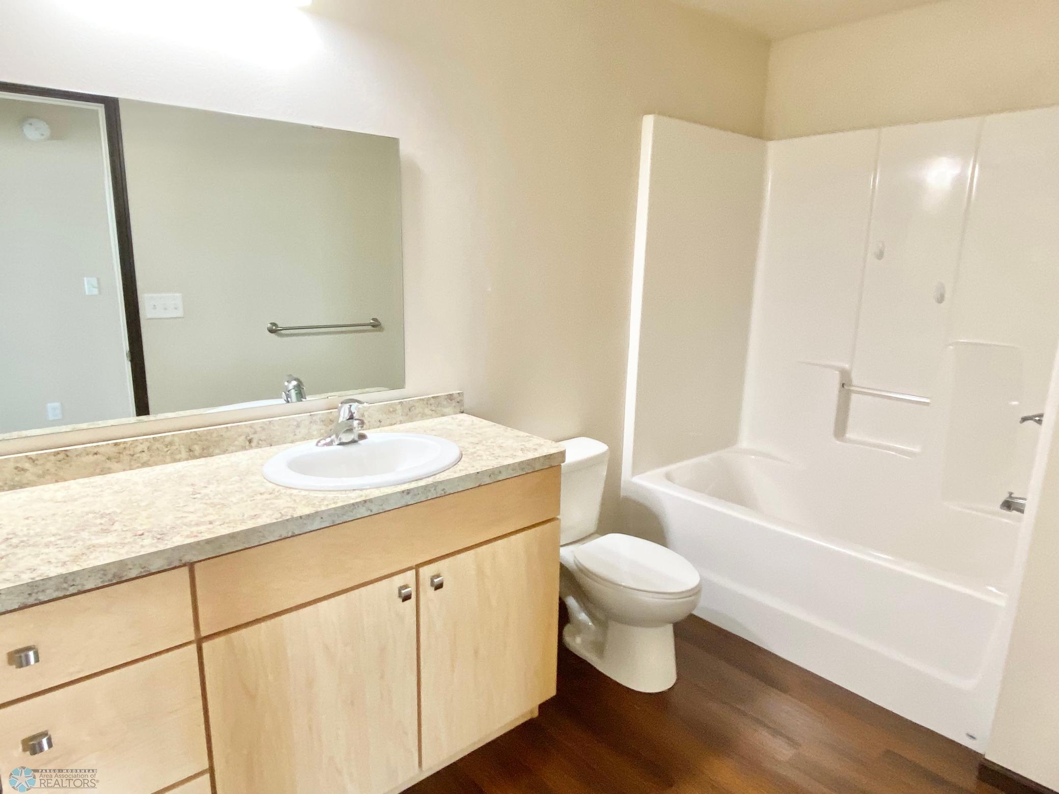 LL bathroom.jpg
