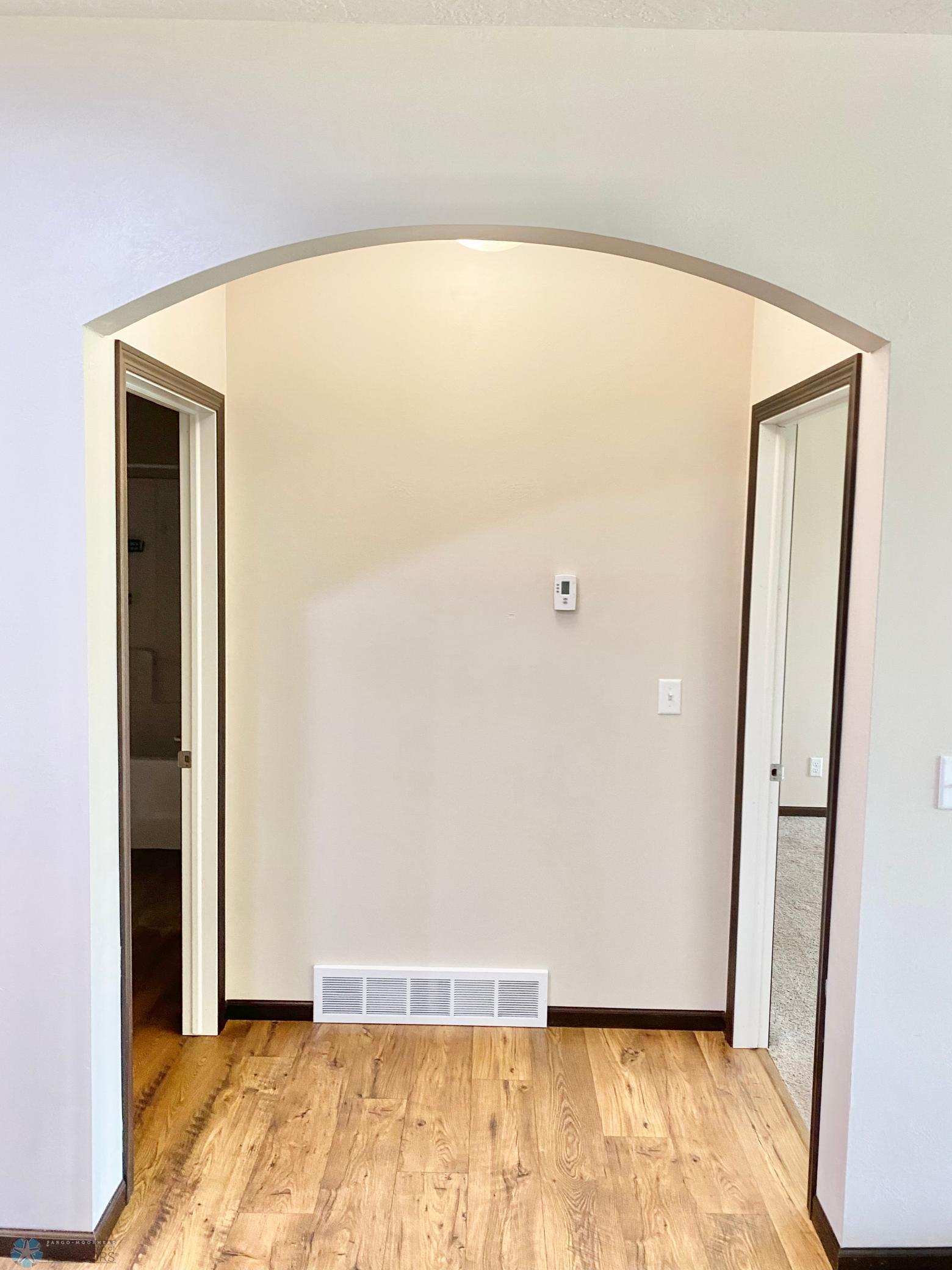 hallway arch.jpg