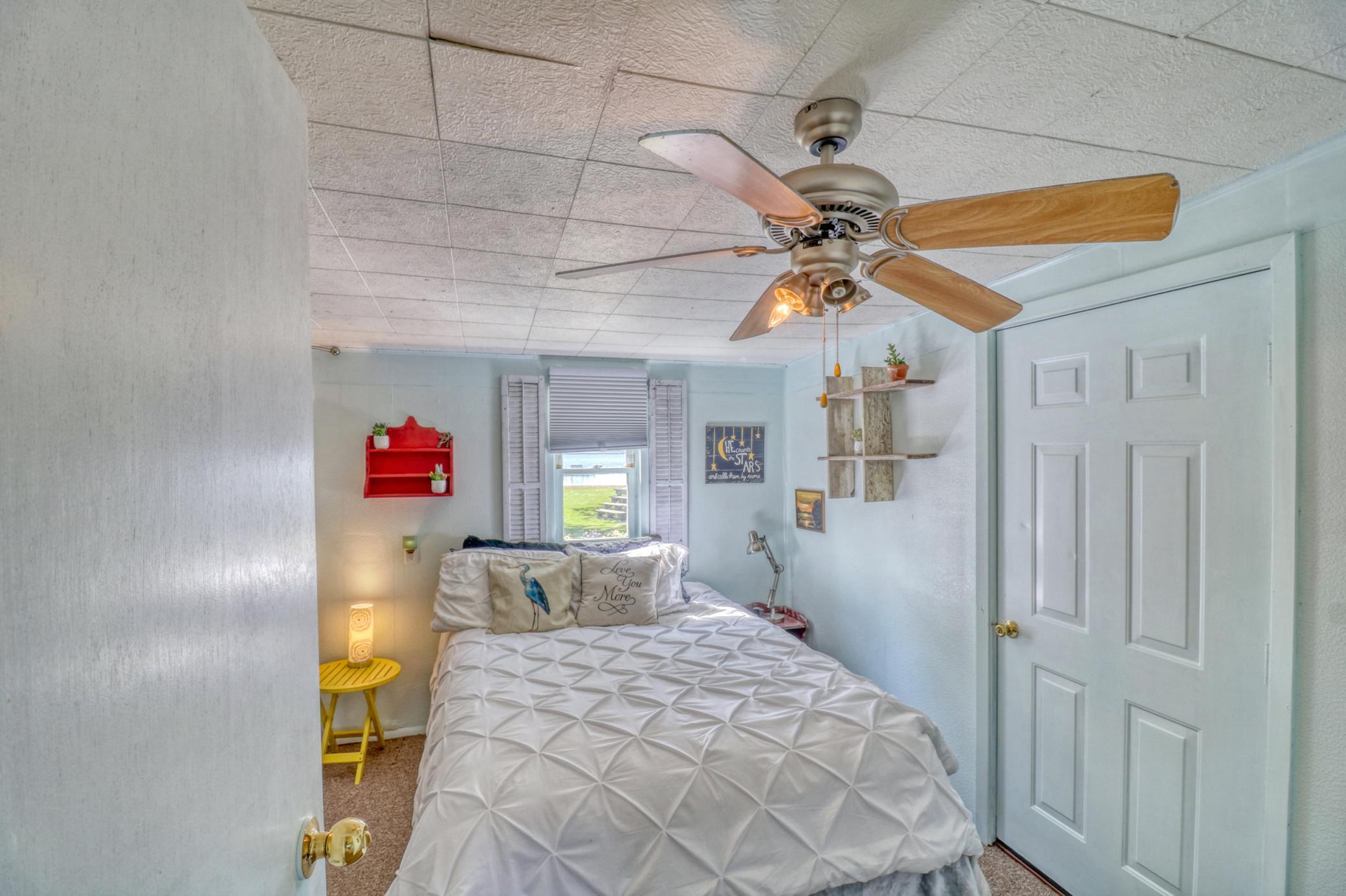 Bedroom3_1.jpg