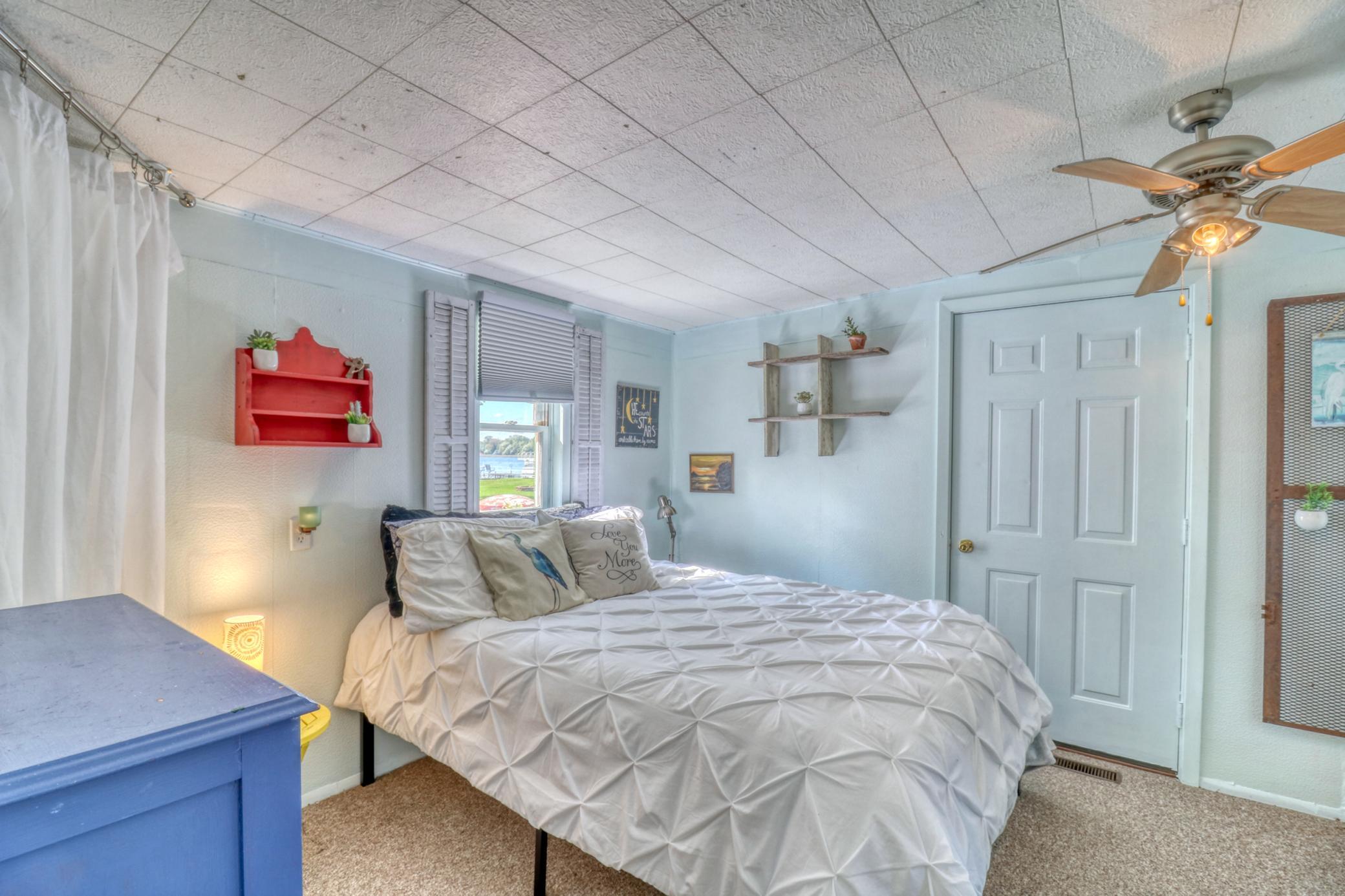 Bedroom3_3.jpg