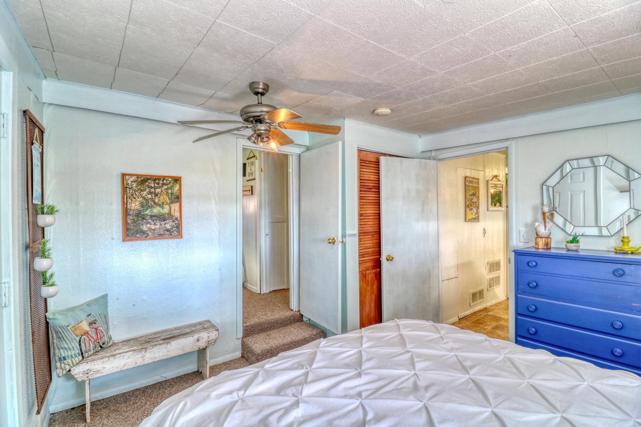 Bedroom3_2.jpg