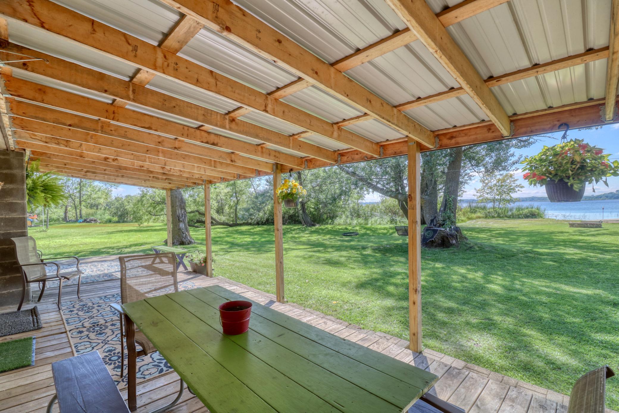 Exterior_Patio1_2.jpg