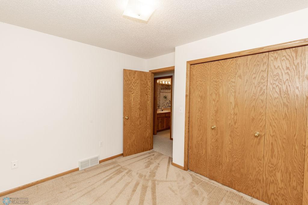Bedroom4.jpg