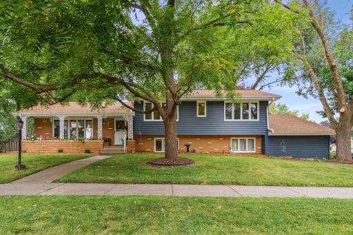 626 E 130th Street, Burnsville, MN 55337