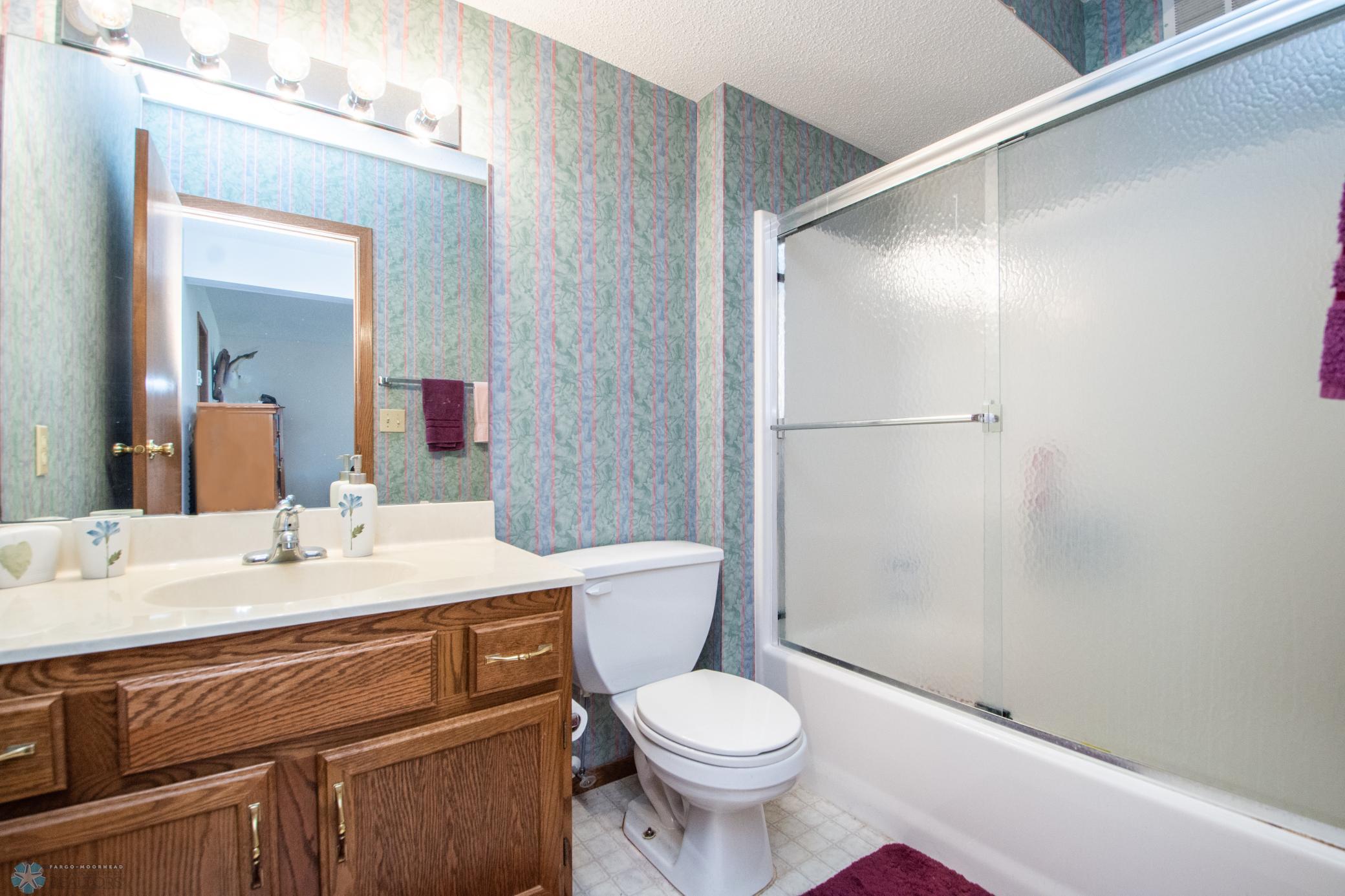 Lower Level Full Bathroom