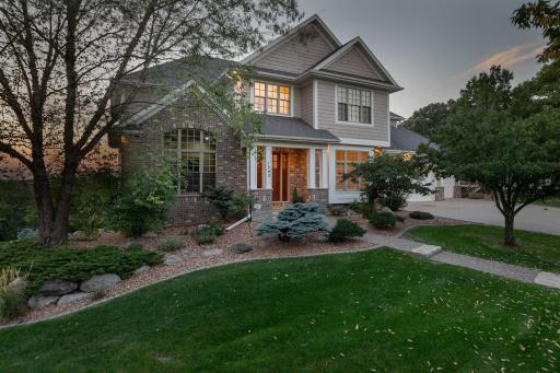 1293 Fox Grove Place SW, Rochester, MN 55902
