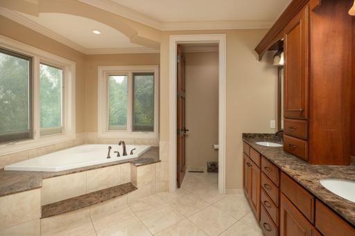1293 Fox Grove Place SW, Rochester, MN 55902