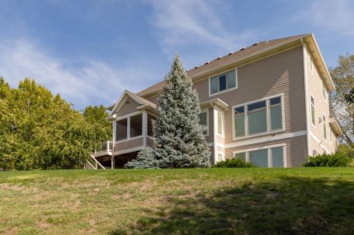 1293 Fox Grove Place SW, Rochester, MN 55902