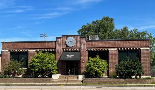 2617 E Hennepin Avenue, Minneapolis, MN 55413